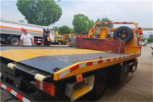 鄞州区附近拖车电话号码服务